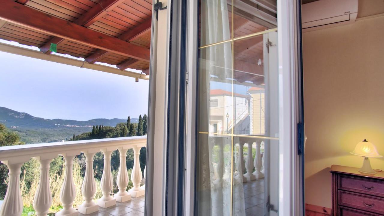 Villa Eftichia Ano Pavliana Exterior photo
